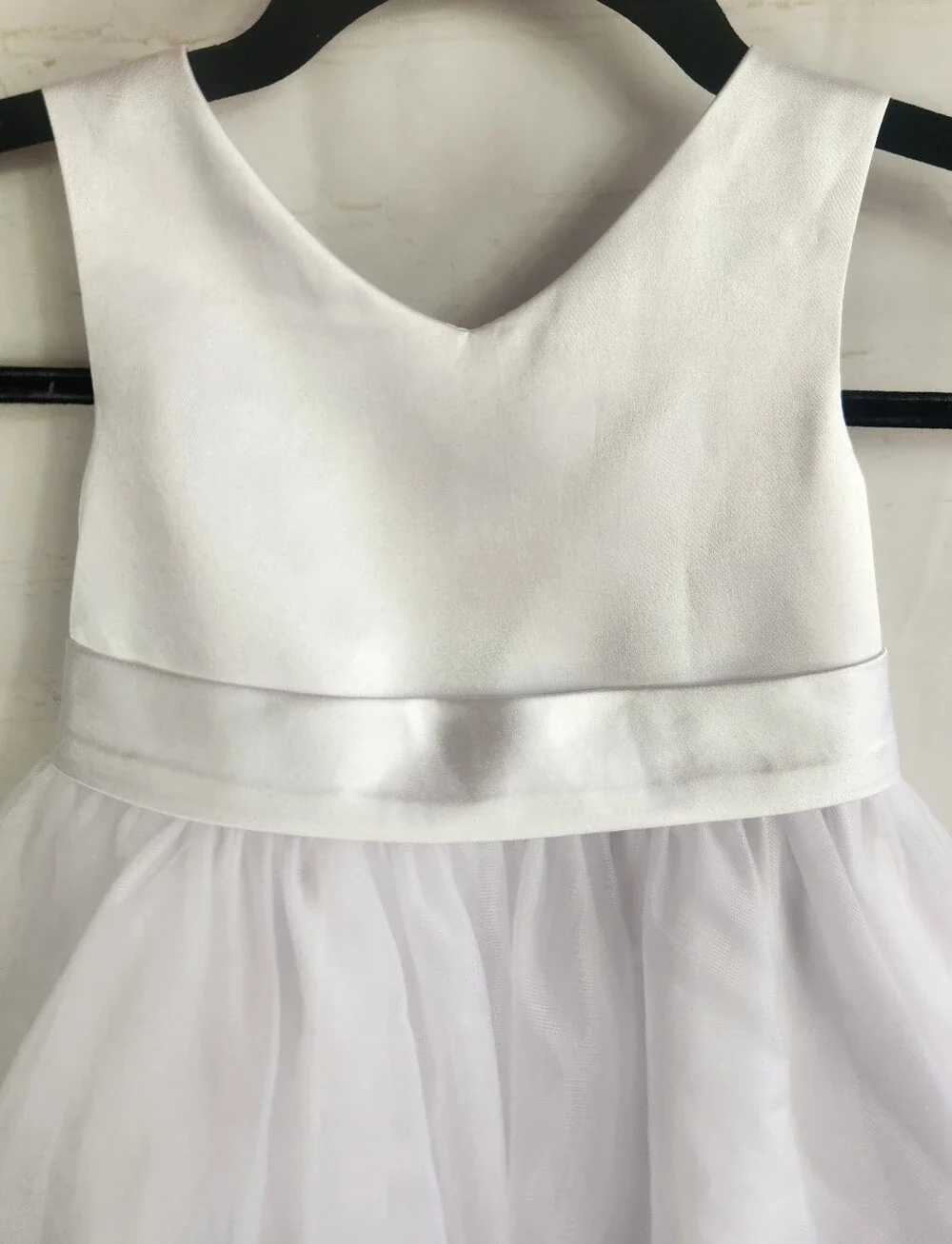 AZAZIE Marlee Flower Girl Dress White Satin Tulle Bow Back Wedding Size 3 NWT